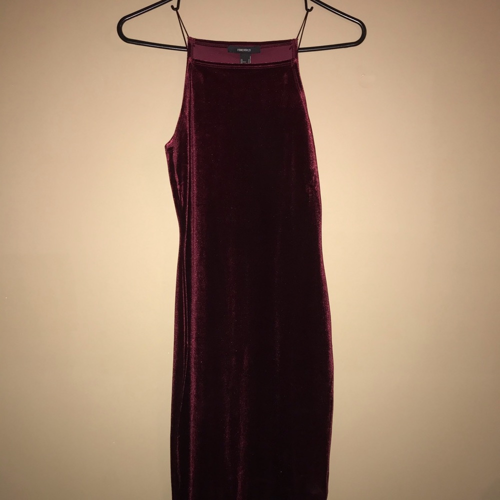 red velvet fitted dress